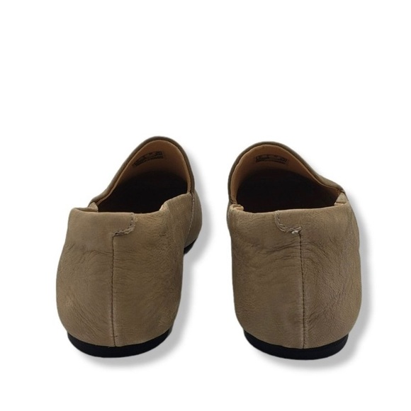 Clarks Pure Flats Womens 9 Wide Brown Leather Slip On Loafer - Picture 3 of 8